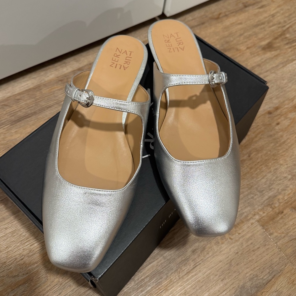 Naturalizer Silver Mules